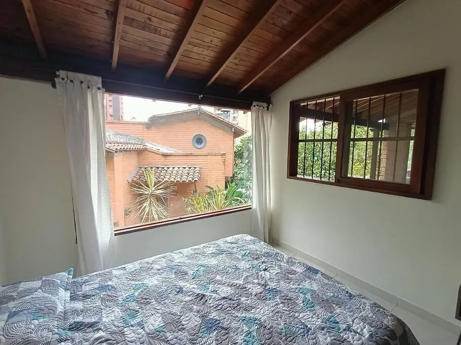 בית נופש הוילה מדיין La Casa De La Abuela, Poblado קולומביה
