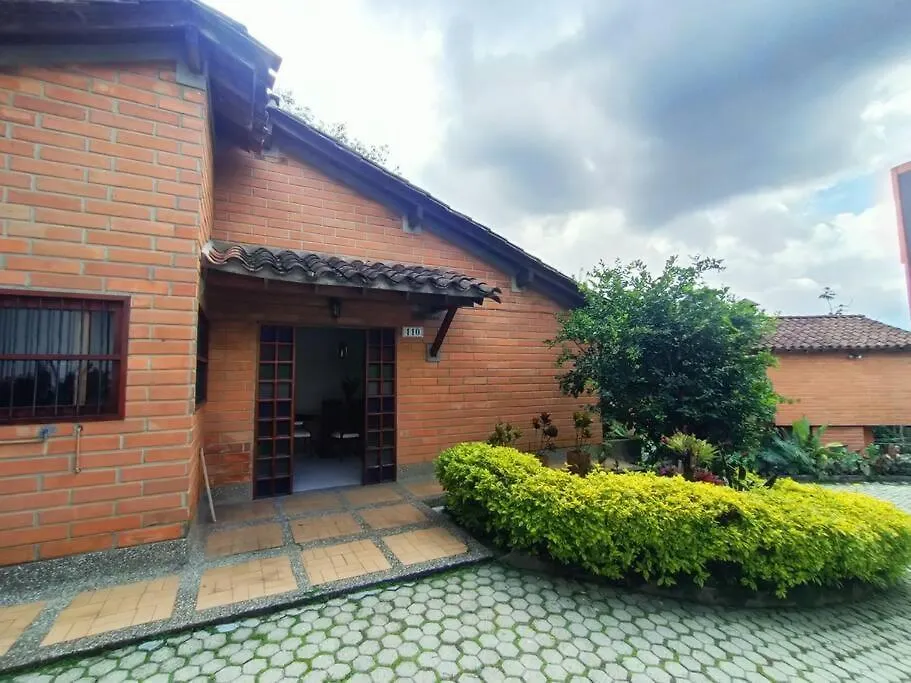 메딜린 La Casa De La Abuela, Poblado 빌라